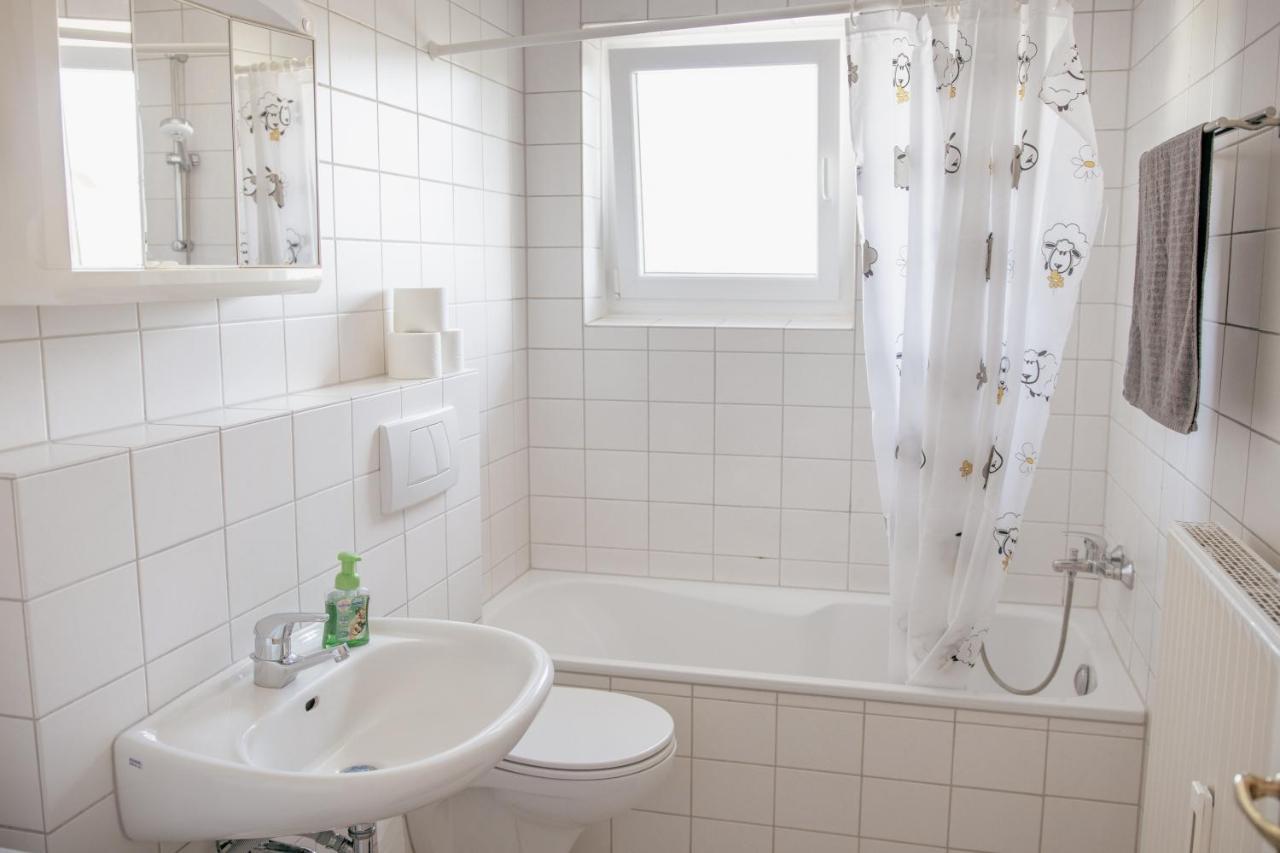 Stilvolle 2 Schlafzimmer Apartments Heidegarten, Osterheide, Zentrum ชเนเวอร์ดิงเงิน ภายนอก รูปภาพ